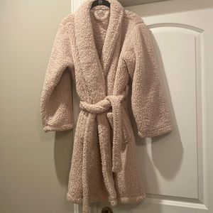 Pottery barn robe
